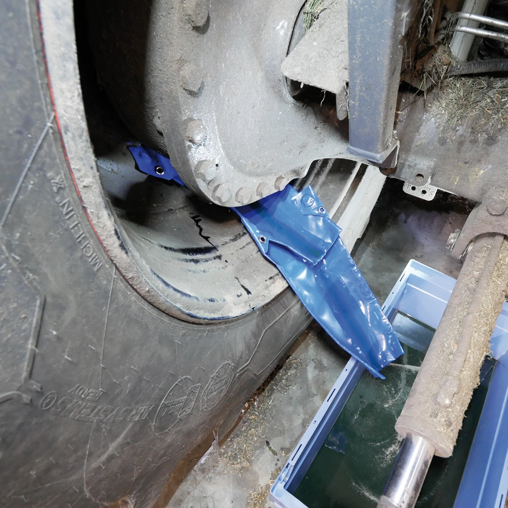 12006 DERBLAUE Flüssigkeits-Auffangrutsche img_4